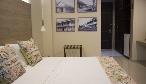 Executive Room