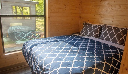 Deluxe Cabin