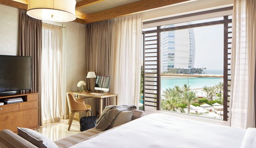Suite (Burj View)