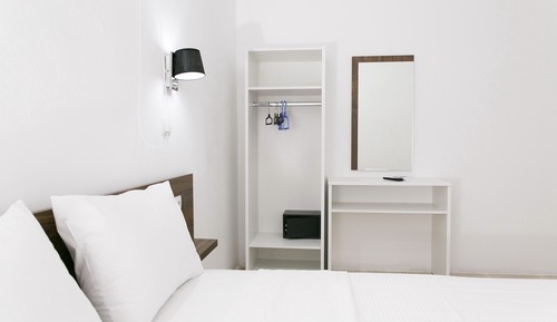 Basement Double Room - Underground with no balcony