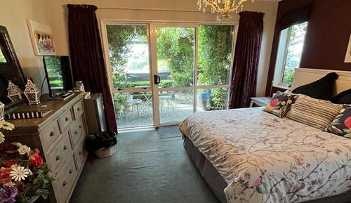 Honeymoon Room