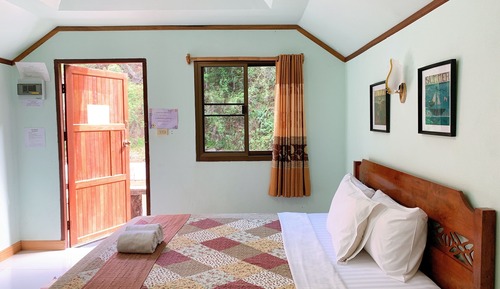 Riverside Bungalow Double Room