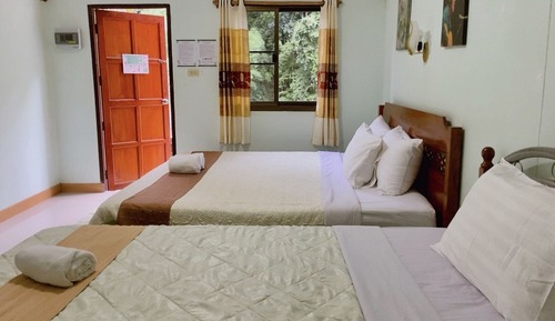 Riverside Bungalow Twin Room