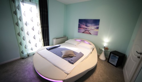 Family Double Room, 1 Bedroom, Private Bathroom