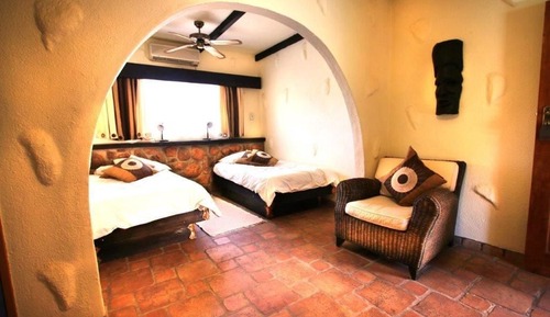 Single Smaller Room 