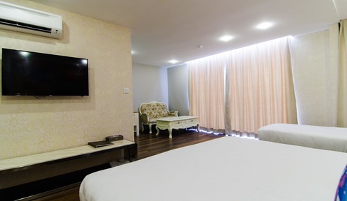 Standard Family Room