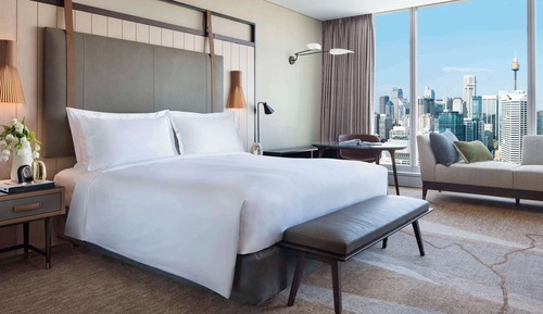 Junior Suite, 1 King Bed, Harbor View (Club Millésime Benefits)
