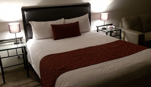 Queen Room