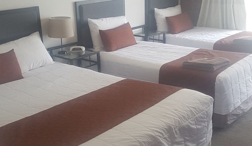 Queen Room and 2 Singles
