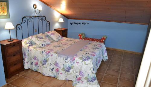 One-Bedroom Apartment with Balcony (2 Adults)