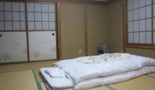 Japanese-Style Standard Room with Shared bathroom + Private Toilet - smoking