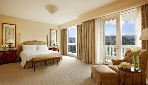 Premier Room - King Bed