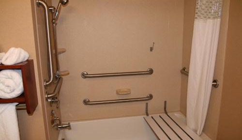 Queen Room with Two Queen Beds Mobility Accessbile - Non-Smoking
