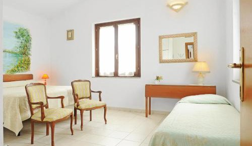 Triple Room with Private External Bathroom