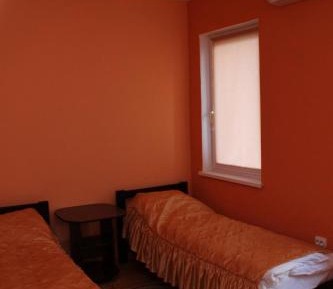 Twin Room with Shower