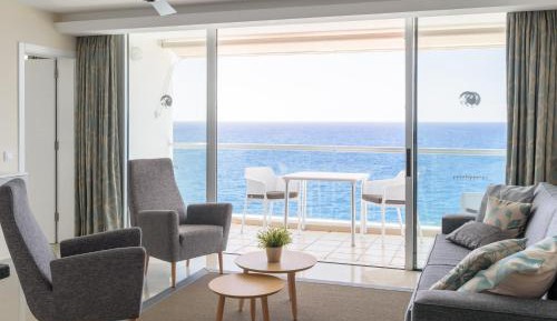Suite with Sea View