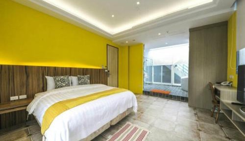 Deluxe Double Room with Balcony and Sea View