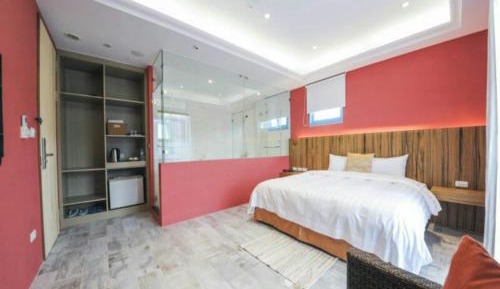 Queen Room with Balcony