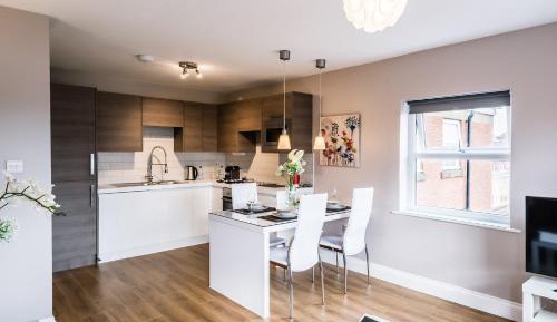 Deluxe Apartment