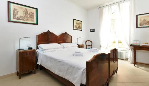 Double or Twin Room with Private External Bathroom