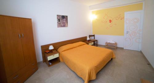 Double or Twin Room with Private Bathroom