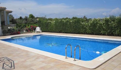 Three-Bedroom Apartment (4-6 Adults)