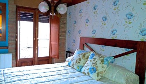 Double Room with Shared Bathroom