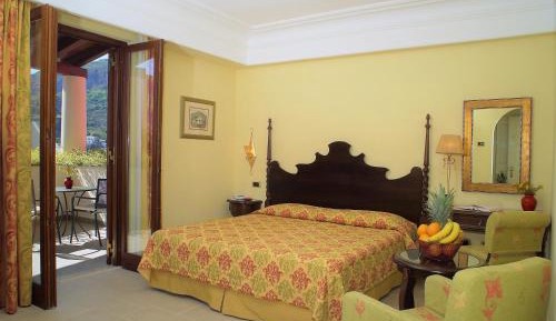 Deluxe Double or Twin Room with Terrace
