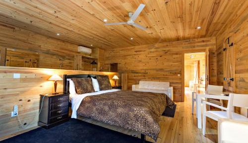 King Room with Balcony