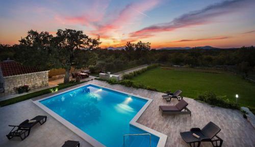 Villa with Private Pool