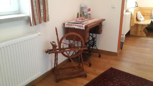 Comfort Double Room with Bath with Shared Kitchen