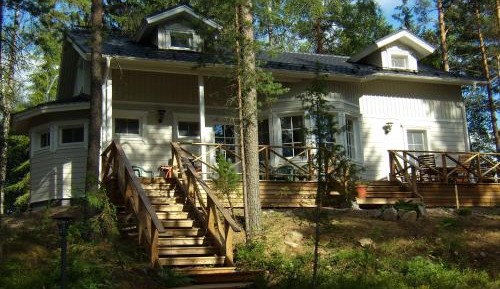 Three-Bedroom Villa with Sauna (8 Adults)