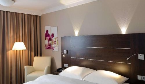 Privilege Queen Room