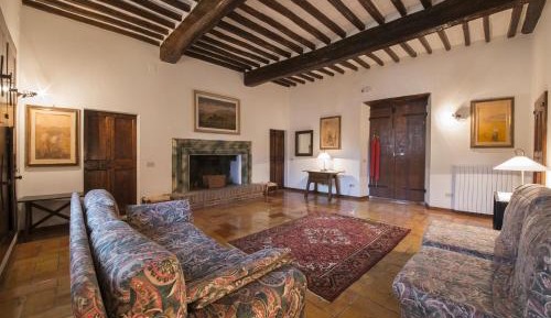 One-Bedroom Apartment with Terrace