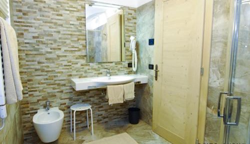 Superior Two-Bedroom Apartment (4 Adults)