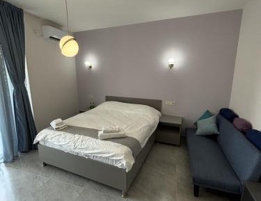 Queen Room with Balcony