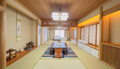 Japanese-Style Room