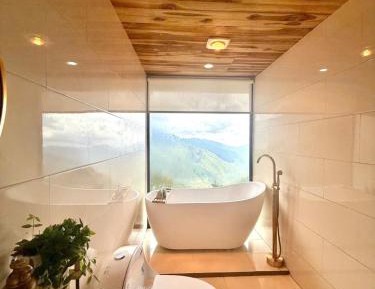 Deluxe Double Room with Bath
