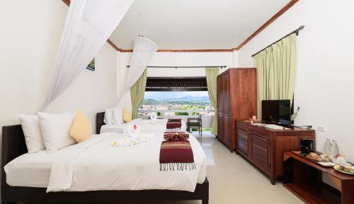 Standard Twin Room