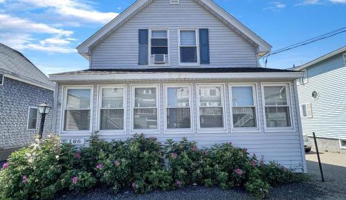 Two-Bedroom Holiday Home