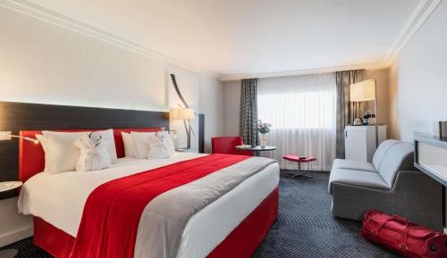 Privilege Room with One Double Bed and Sofa