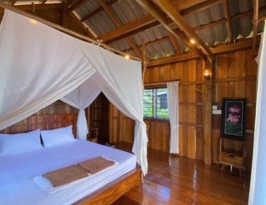 Double Room with Balcony and Sea View