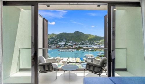 Apartment with View and Balcony