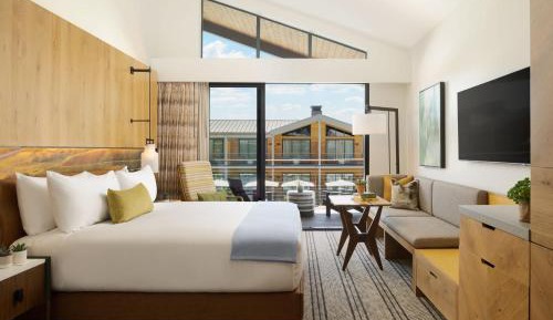 King Room with Balcony