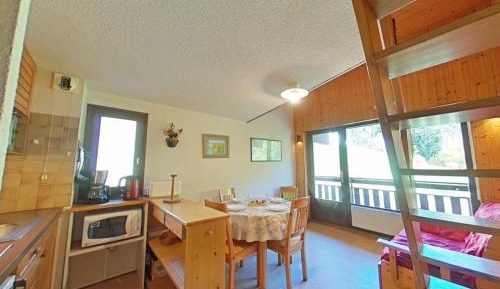 Apartment (6 Adults)