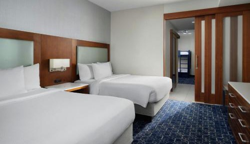 One Bedroom Two Queen Suite with Sofa Bed 