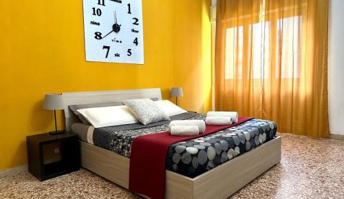 Basic Triple Room with Shared Bathroom