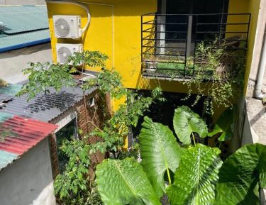 One-Bedroom Apartment with Balcony and Mountain View  