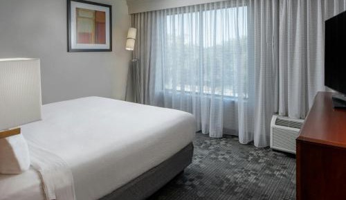 King Room with Sofa Bed