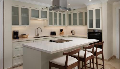 King Suite with Ocean View